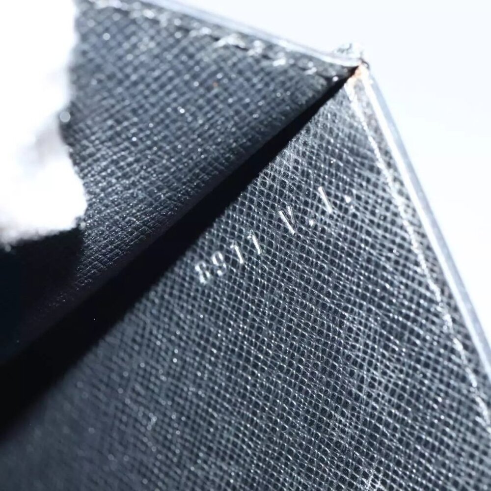 LOUIS VUITTON Epi Montaigne 27 Clutch Bag Black - Picture 4 of 16